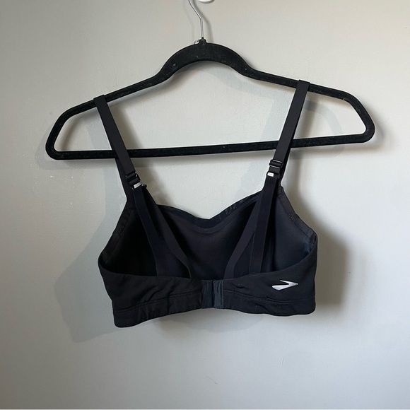Brooks Jet Black Athletic Bra - Picture 9 of 13